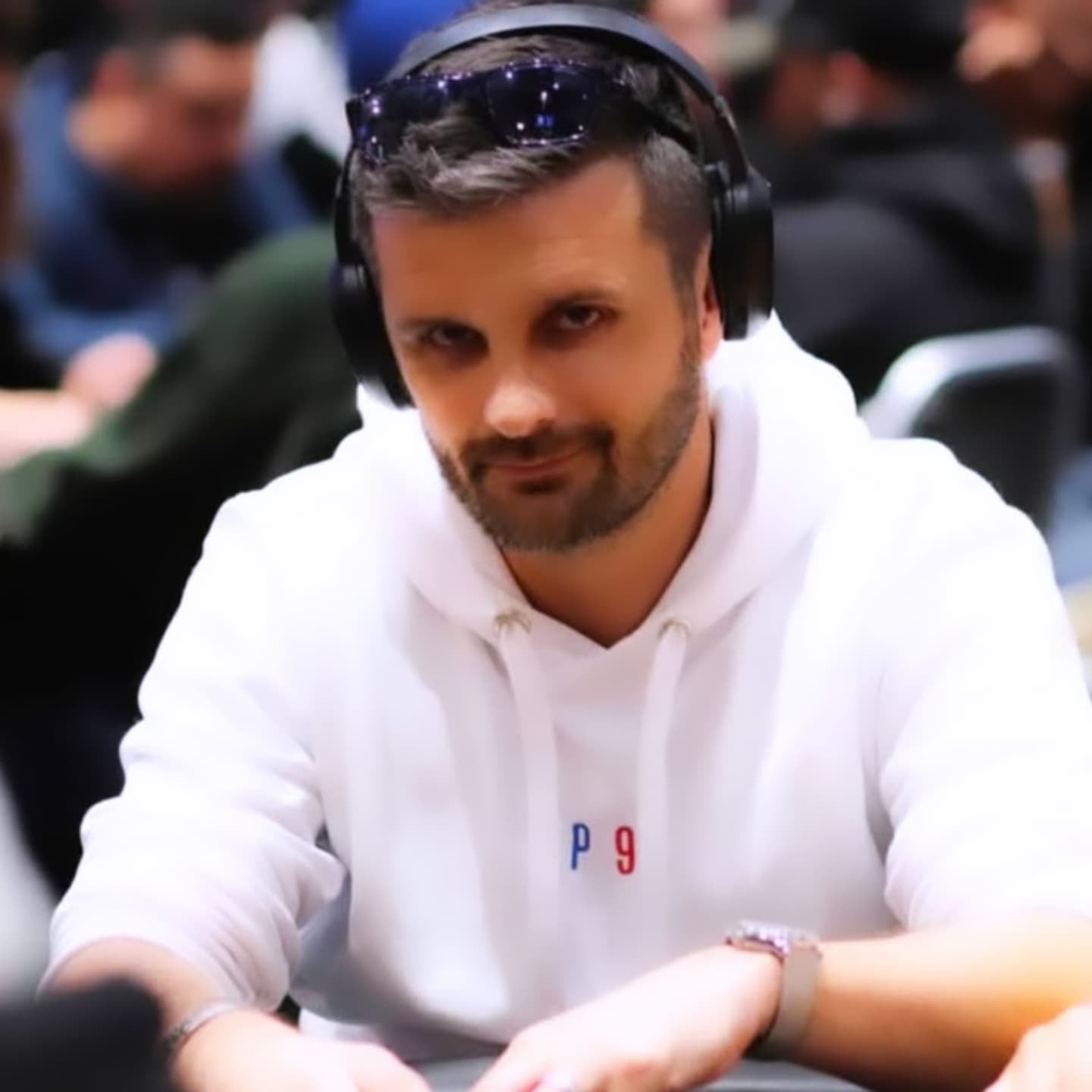Le talent se travaille.
Le style se cultive.