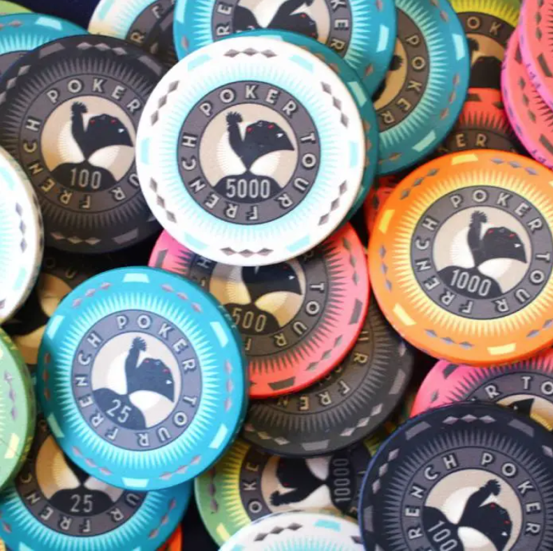 Mallette de 300 jetons de poker "FRENCH POKER TOUR" - en céramique 10 g