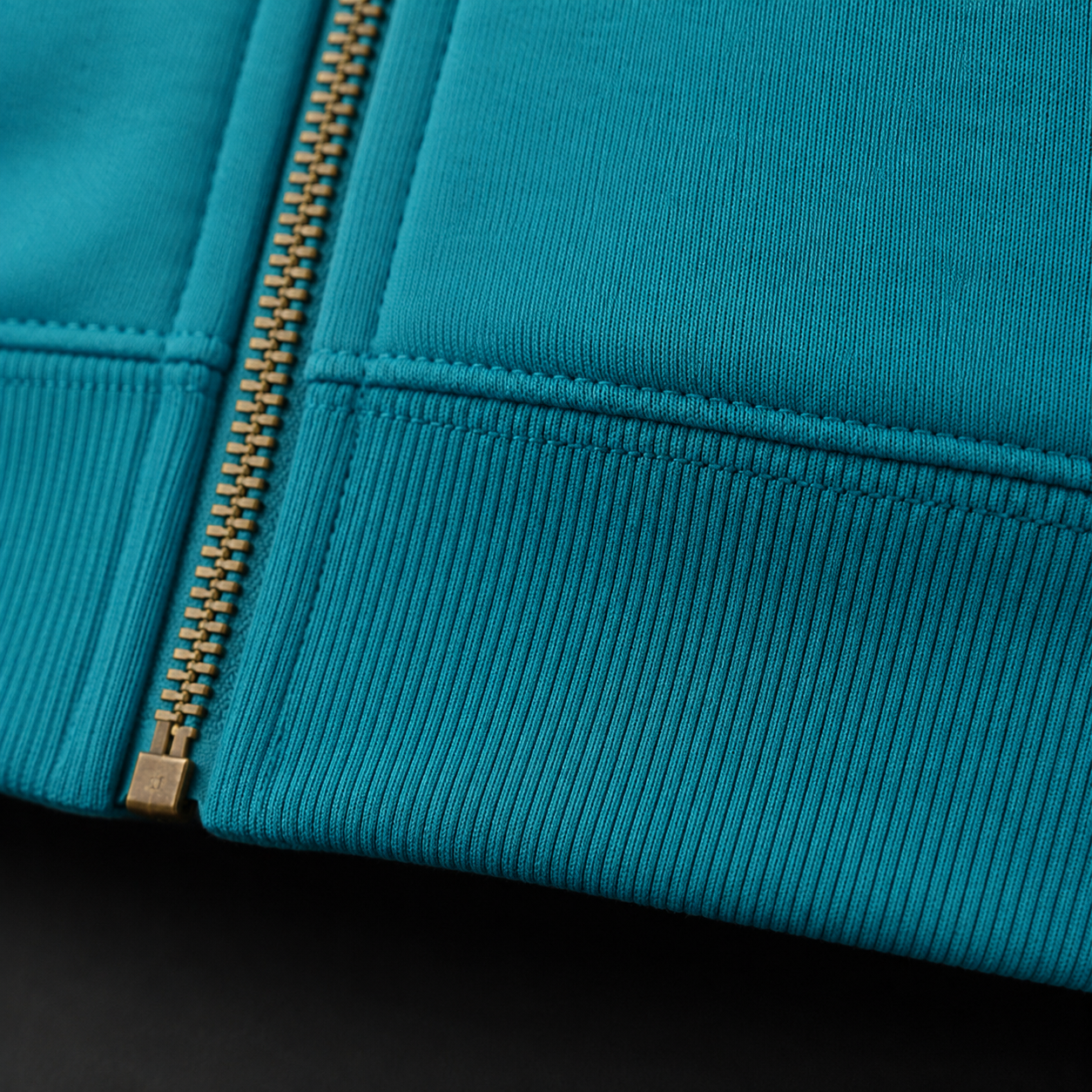 Deluxe Zipper Spirit PK9 — Floqué en France