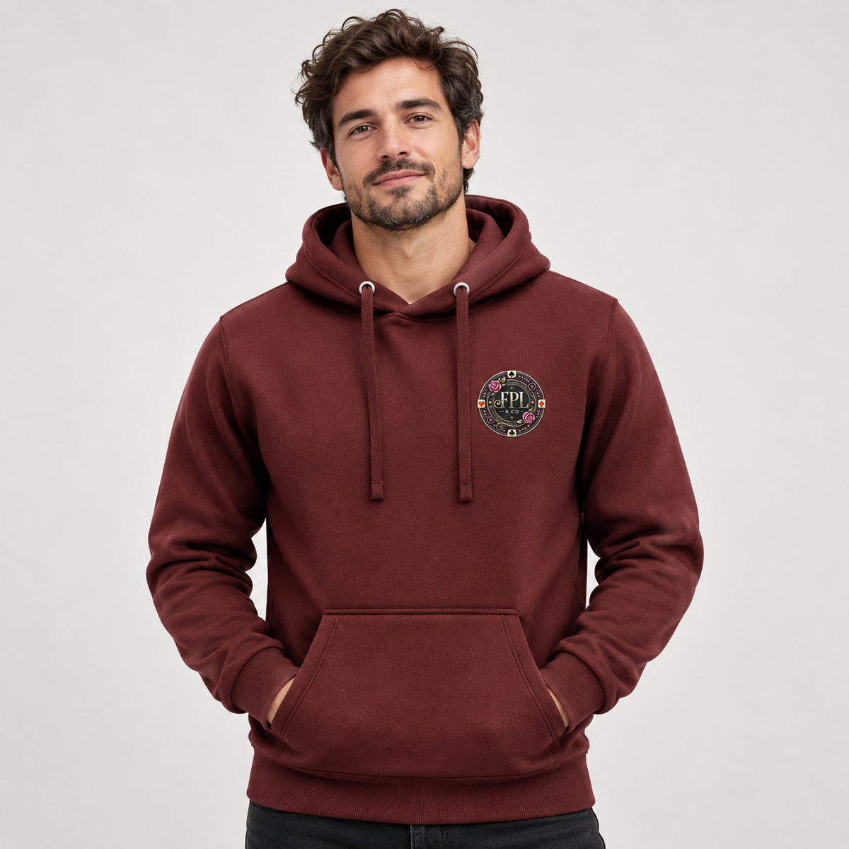 Hoodie Grinder Deluxe FPL × PK9 bordeaux — visuel e-commerce 4 sur 10