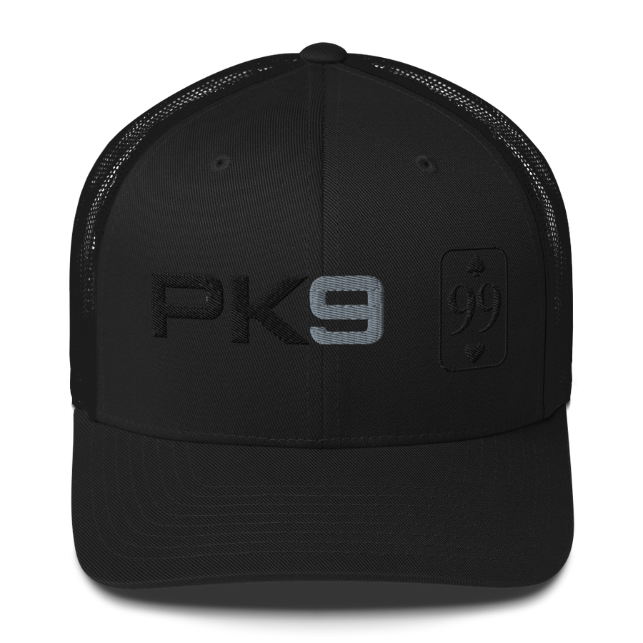Casquette Trucker Essential — Noir — vue de face