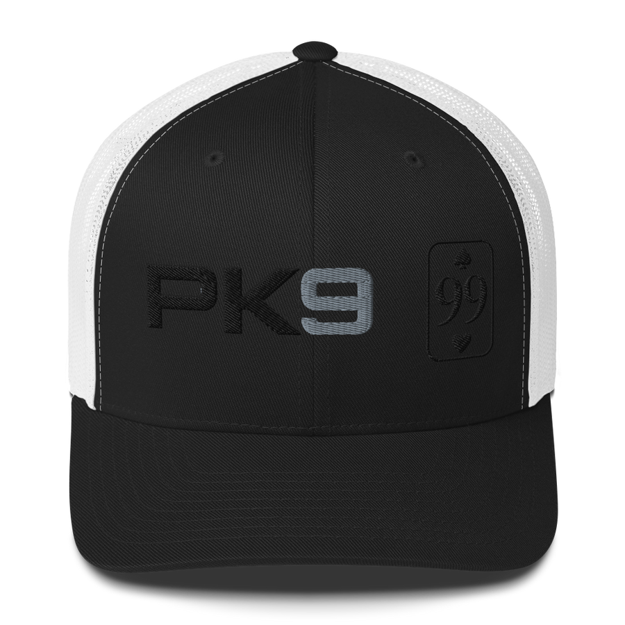Casquette Trucker Essential — Noir Blanc — vue de face